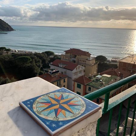 Sunray By The Sea Daire Levanto Dış mekan fotoğraf